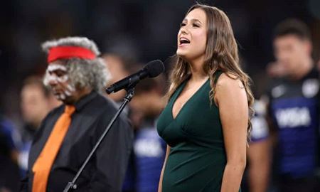استقبال رهبر بومیان استرالیا از اصلاح سرود ملی 