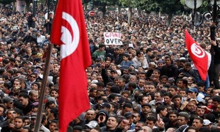 ادامه اعتراض و ناآرامی در شهرهای تونس