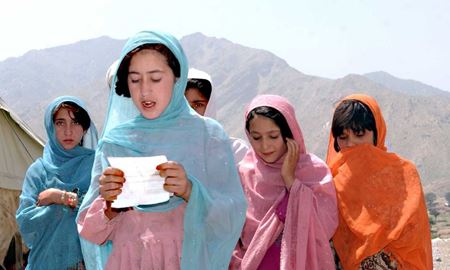ممنوعیت آوازخوانی دختران افغان