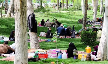 ممنوعیت دورهمی در روز طبیعت در ایران