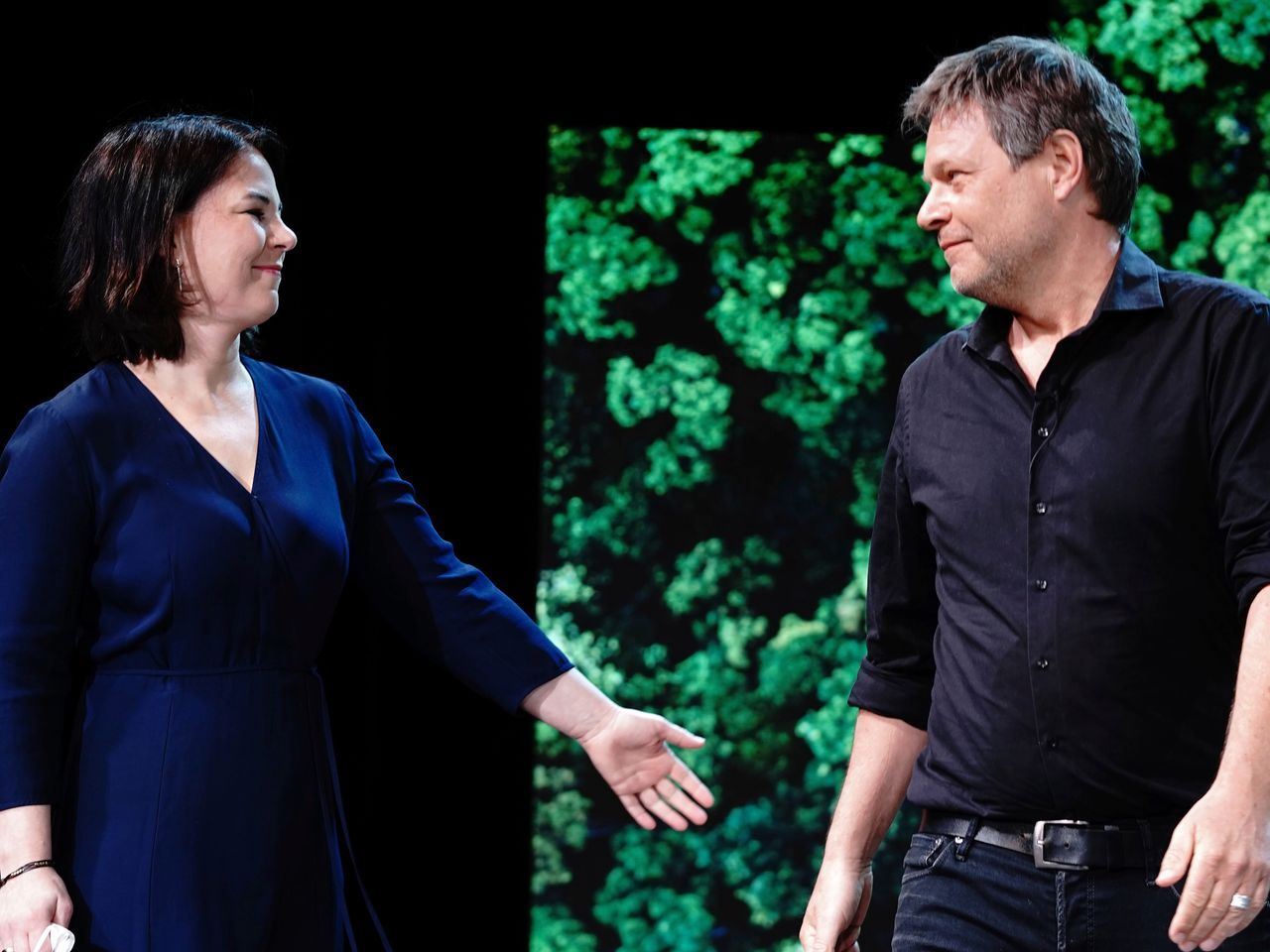 media.news.imagealternatetextformat.details