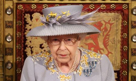 نخستین برنامه عمومی ملکه بریتانیا بعد از درگذشت همسرش