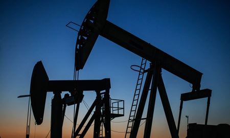 روند نزولی درآمد جهانی از فروش نفت وگاز
