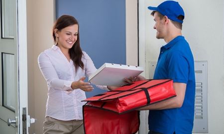 پخش تریاک در اتریش با جعبه‌های پیتزا