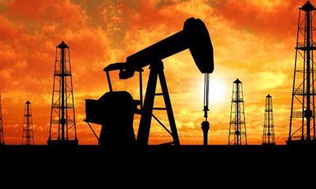 پیش بینی‌ صادرات ۲۰۰ میلیون بشکه نفت از ایران