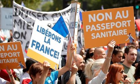 "نه به واکسیناسیون اجباری" در تظاهرات 200 هزار نفری فرانسوی‌ها