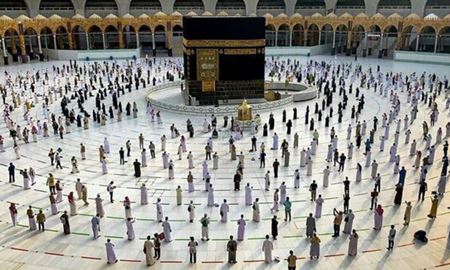 از سرگیری حج عمره برای زائران خارجی واکسینه شده