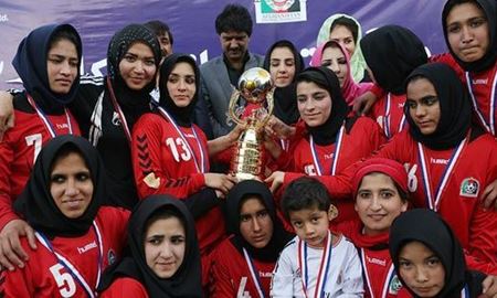 اتحادیه بازیکنان فوتبال جهان به دنبال خارج کردن زنان فوتبالیست افغانستان
