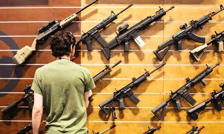 پرداخت ماهیانه ۵۰۰ دلار برای جلوگیری از شلیک کردن!