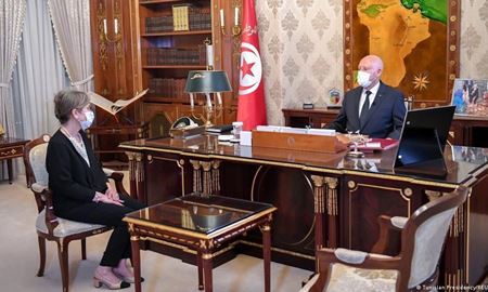 برای نخستین بار یک زن نخست وزیر تونس شد