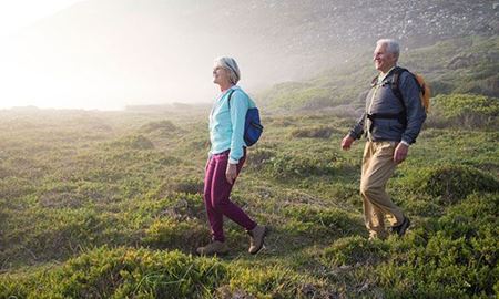 فعالیت جسمی در دوره پیری به افزایش طول عمر و سلامت بدن کمک می‌کند