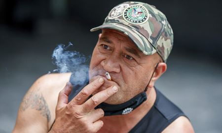 برنامه بلندپروازانه نیوزلند برای ممنوع کردن استعمال سیگار