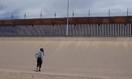 ایالت تگزاس آمریکا دیوارکشی مرزی با مکزیک را از سر می‌گیرد