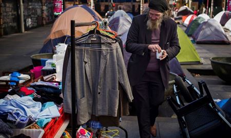 نگرانی هزاران استرالیایی در تهیه غذا و هدیه برای روز کریسمس