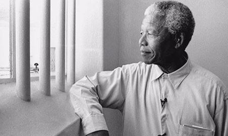 اعتراض آفریقای جنوبی به حراج کلید سلول نلسون ماندلا
