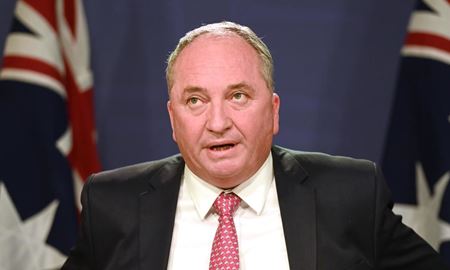 درخواست استعفای بارنابی جویس معاون نخست‌وزیر استرالیا