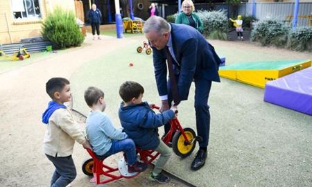 رونمایی حزب کارگر استرالیا  از نخستین تبلیغات تلویزیونی