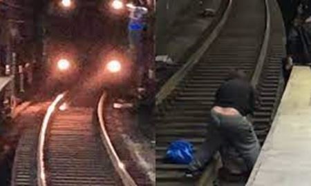 واکنش سریع کارکنان ایستگاه رِدفِرن سیدنی در پی سقوط یک مسافر بر روی ریل