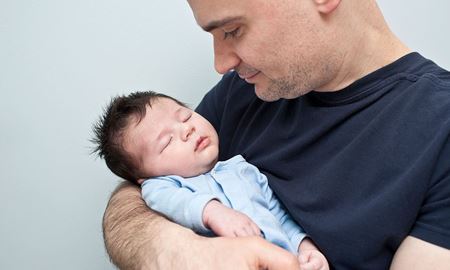 14 هفته مرخصی با حقوق برای پدران در نیوساوت‌ولز استرالیا