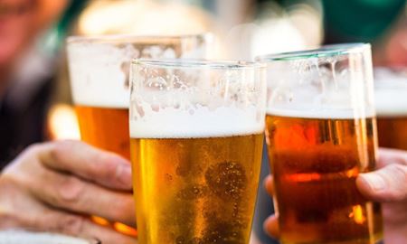 تاثیر نوشیدن روزانه یک لیوان آبجو بر سلامتی روده در مردها