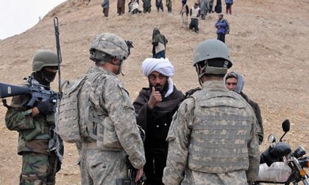 انتقاد از دولت بریتانیا در خصوص رهاکردن افغان‌های همکار نیروهای این کشور