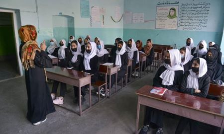 دستور طالبان برای بازگشایی درهای پنج مدرسه برای دختران افغان