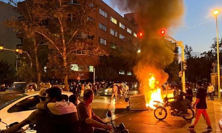 پوشش خبری ای‌بی‌سی استرالیا از محاصره دانشگاه شریف توسط پلیس ایران