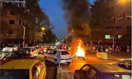 احتمال پیوستن کارکنان رسمی پالایشگاه نفت در ایران به صف معترضان