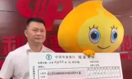 مخفی کردن جایزه ۳۰ میلیون دلاری از همسر و فرزند توسط مرد چینی