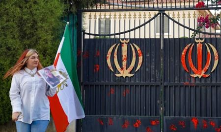 رکوردشکنی کارزار اخراج سفرای جمهوری اسلامی با یک میلیون امضا