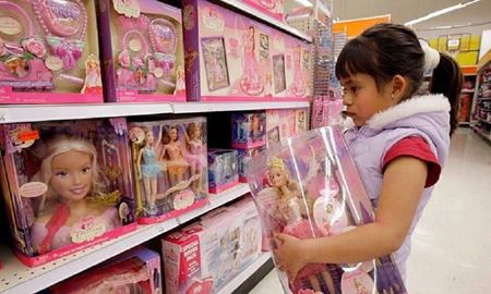 ممنوعیت استفاده از کلیشه‌های جنسیتی برای کودکان در اسپانیا