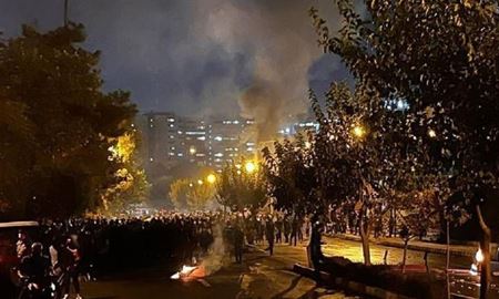 محکومیت 400 معترض ایرانی تا 10 سال حبس