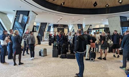 بلاتکلیفی مسافران شرکت هواپیمایی کانتاس استرالیا در فرودگاه باکو
