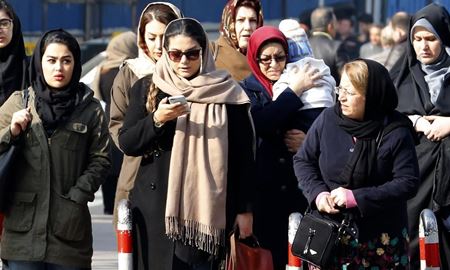 وحشت کمیسر عالی حقوق بشر از نقض نظام‌مند حقوق زنان در سراسر جهان