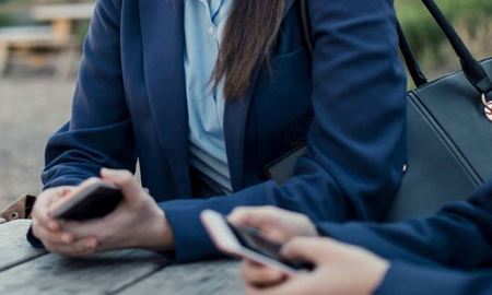 ممنوعیت استفاده از گوشی موبایل در دبیرستان‌های دولتی ایالت استرالیای جنوبی