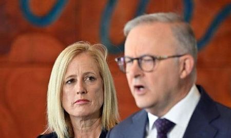 تلاش برای پایان دادن به انتصابات سیاسی، نسبی یا سببی در دوایر دولتی استرالیا