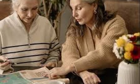  محققان استرالیایی: کاهش زوال عقل در سالمندان با بازی و حل جدول