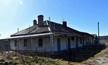 کشف یک هتل قدیمی در جریان یک بازی تفریحی در نیوساوت‌ولز