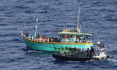 ورود یک قایق اندونزیایی حامل پناهجویان به سواحل استرالیای‌غربی