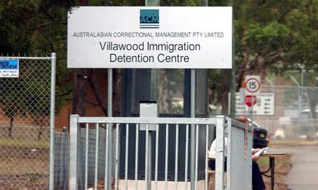نظارت بر وضعیت افراد در بازداشتگاه‌های مهاجرتی استرالیا ؟