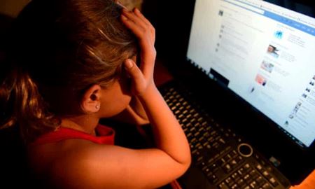 افزایش نگران کننده مزاحمت‌های سایبری علیه زنان در استرالیا