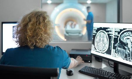 پر درآمدترین مشاغل استرالیا در سال ۲۰۲۵: حوزه پزشکی در صدر جدول