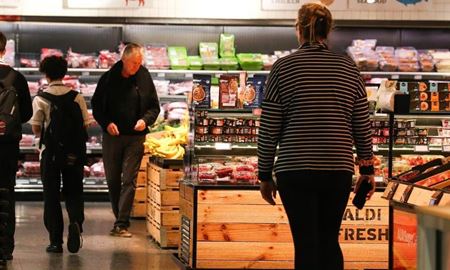 هشدار درباره مصرف جوانه‌های آلفالفا به علت شیوع سالمونلا؛ ۴۴ نفر مبتلا شدند