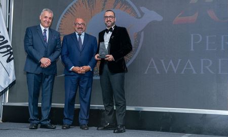 پیتر خلیل: در شب جوایز رادیو نشاط، در کنار جامعه ایرانی–استرالیایی ایستادیم